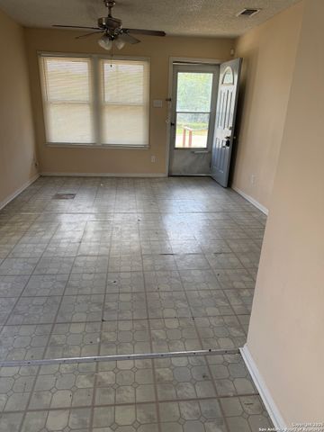 515 Offer, San Antonio, TX 78223