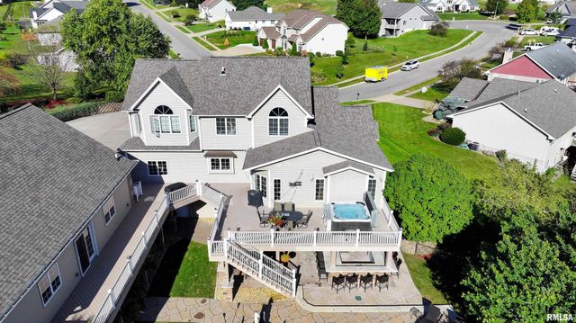 539 34th Avenue N, Clinton, IA 52732