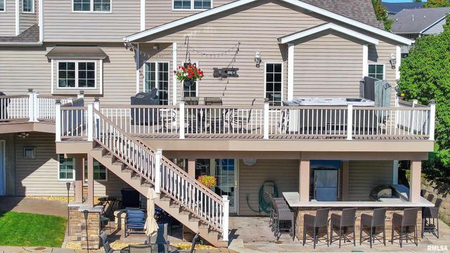 539 34th Avenue N, Clinton, IA 52732