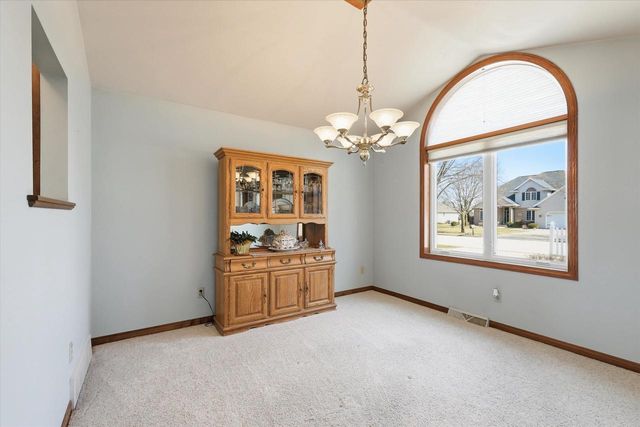 2336 HOPF LANE, De Pere, WI 54115