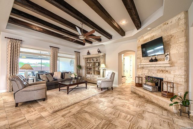 7066 Jamie Lyn, Schertz, TX 78154