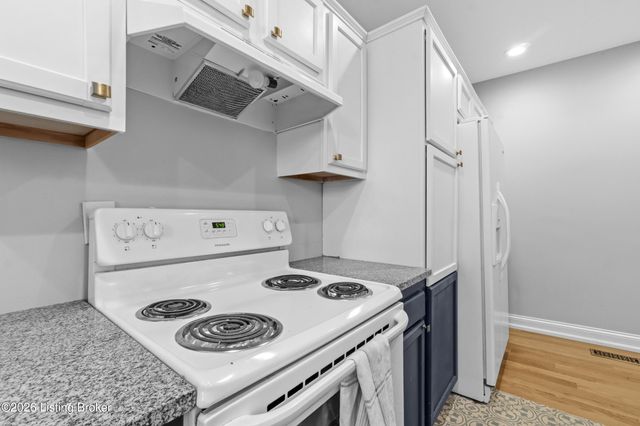 1129 Fischer Ave, Louisville, KY 40204