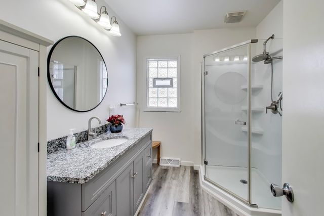 3561 Liverpool Road, Lake Station, IN 46405