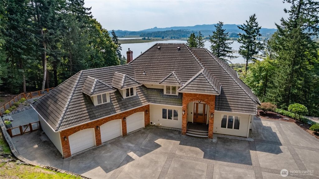 24123 Old Day Creek Road, Sedro Woolley, WA 98284