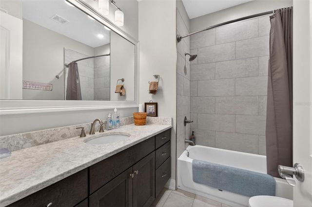 7991 LAKE JAMES BOULEVARD, Lakeland, FL 33810