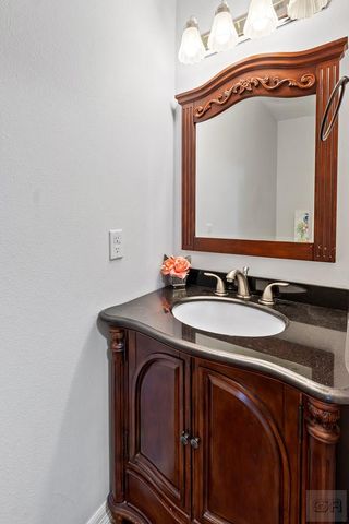 3525 Elm, Dickinson, TX 77539