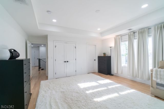 58 26Th St, Fair Lawn Boro, NJ 07410