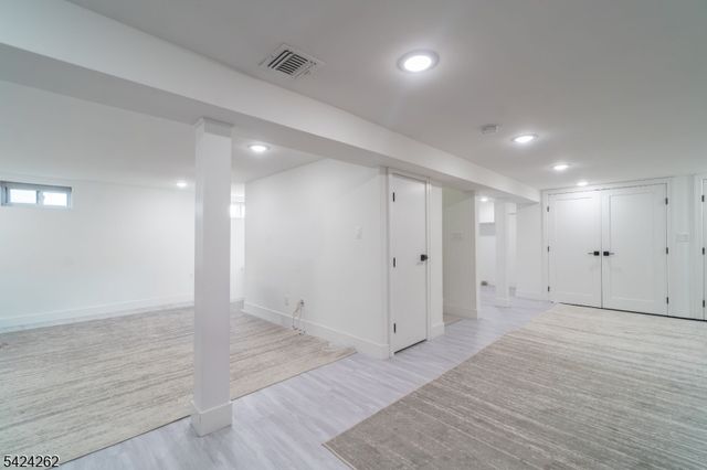 58 26Th St, Fair Lawn Boro, NJ 07410