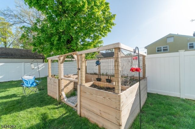 58 26Th St, Fair Lawn Boro, NJ 07410