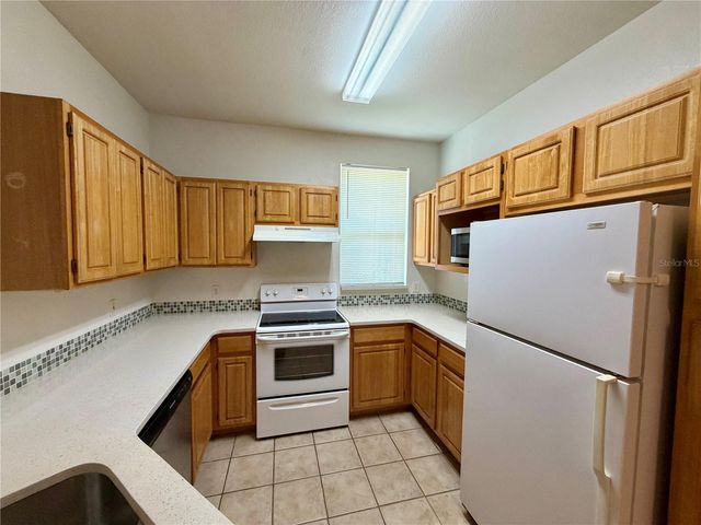 3213 GREENWICH VILLAGE BOULEVARD 104, Orlando, FL 32835