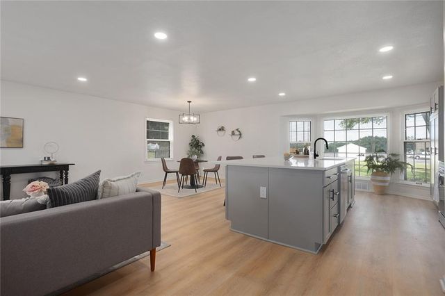 12941 Fuller Avenue, Grandview, MO 64030