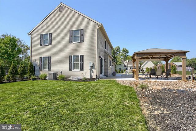 11 WHEATSTONE DR, Palmyra, PA 17078