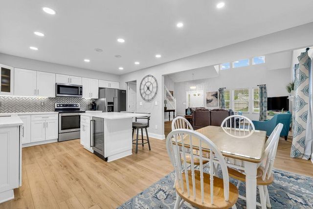 6615 Burbank Place, Westerville, OH 43082