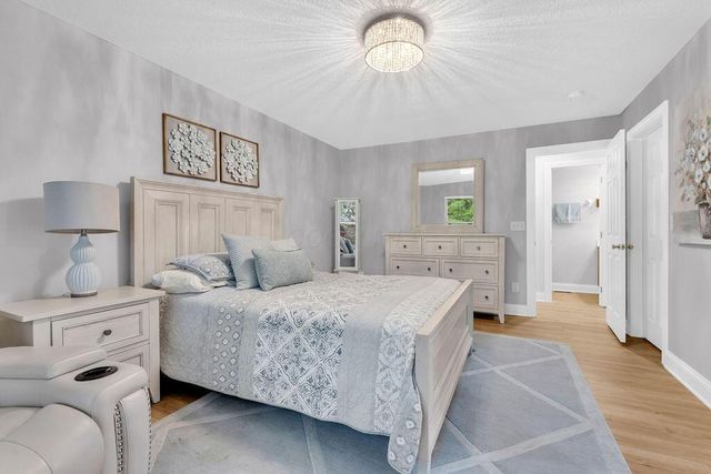 6615 Burbank Place, Westerville, OH 43082