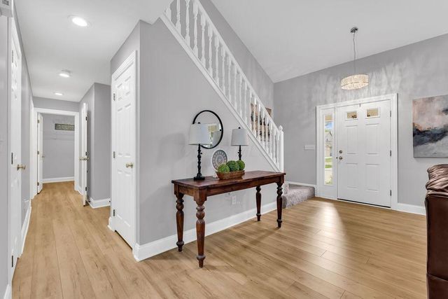 6615 Burbank Place, Westerville, OH 43082