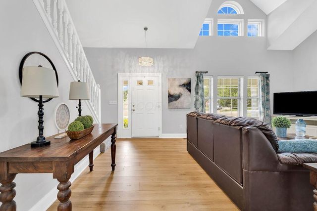 6615 Burbank Place, Westerville, OH 43082
