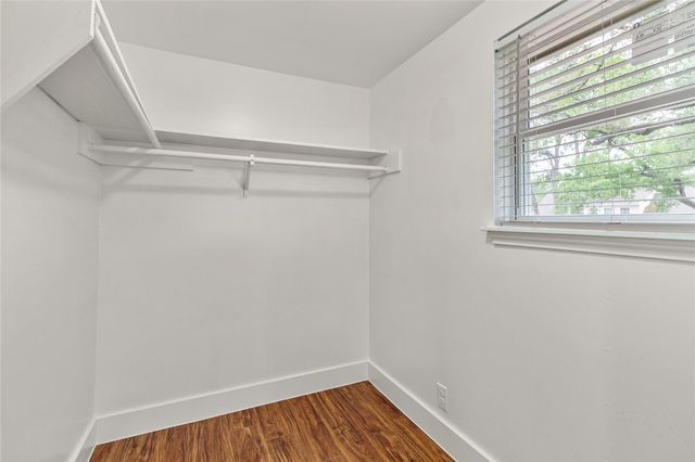 9639 Springview Lane, Houston, TX 77080