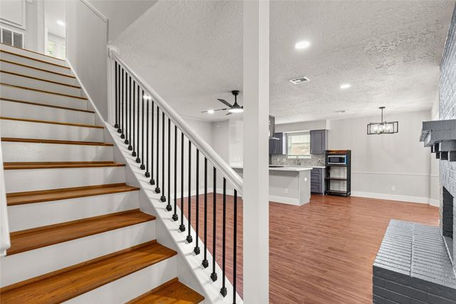 9639 Springview Lane, Houston, TX 77080