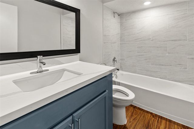 9639 Springview Lane, Houston, TX 77080