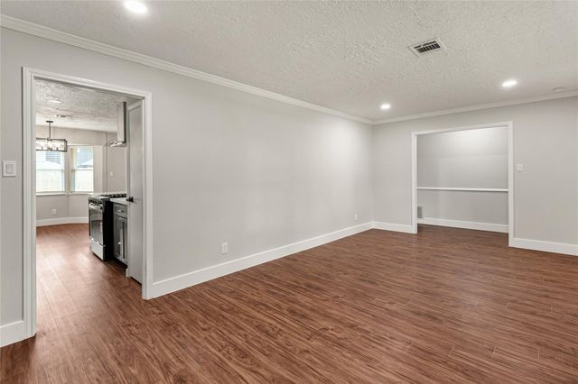 9639 Springview Lane, Houston, TX 77080