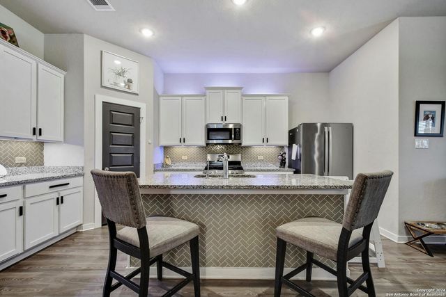 1633 PITCHER BND, San Antonio, TX 78253