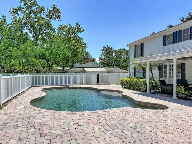 7306 16TH AVENUE NW, Bradenton, FL 34209
