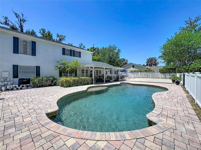 7306 16TH AVENUE NW, Bradenton, FL 34209