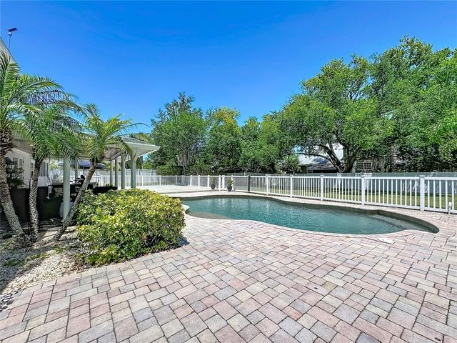 7306 16TH AVENUE NW, Bradenton, FL 34209
