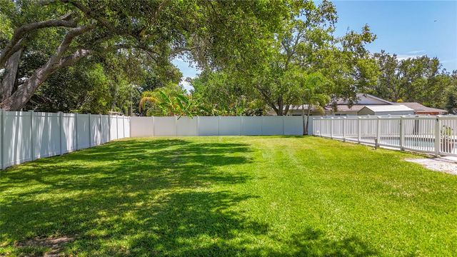 7306 16TH AVENUE NW, Bradenton, FL 34209