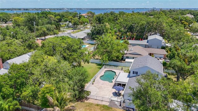 7306 16TH AVENUE NW, Bradenton, FL 34209