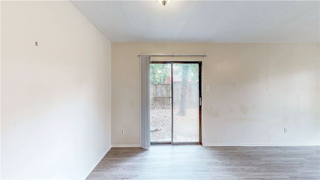 1002 Verde Drive A, Bryan, TX 77801