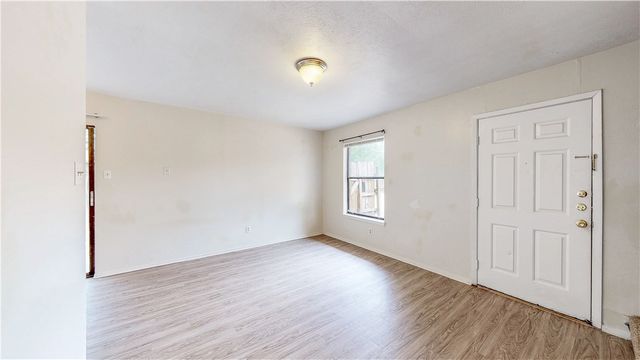 1002 Verde Drive A, Bryan, TX 77801