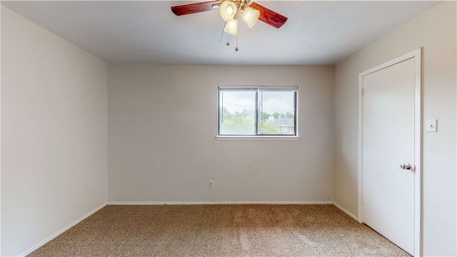 1002 Verde Drive A, Bryan, TX 77801