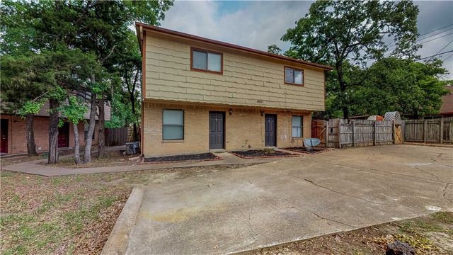 1002 Verde Drive A, Bryan, TX 77801