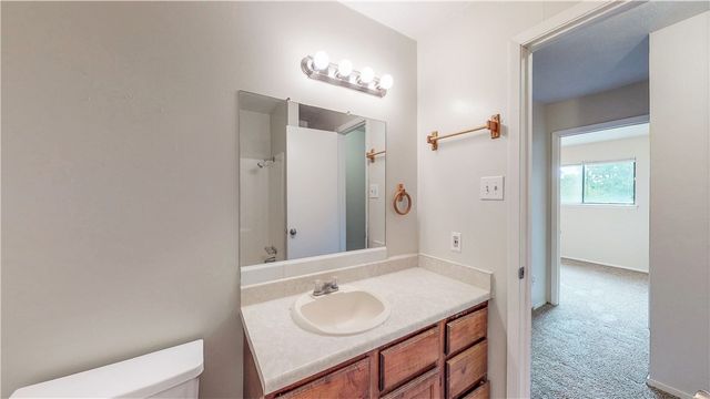 1002 Verde Drive A, Bryan, TX 77801