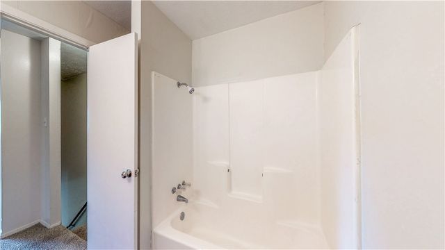 1002 Verde Drive A, Bryan, TX 77801