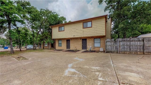 1002 Verde Drive A, Bryan, TX 77801