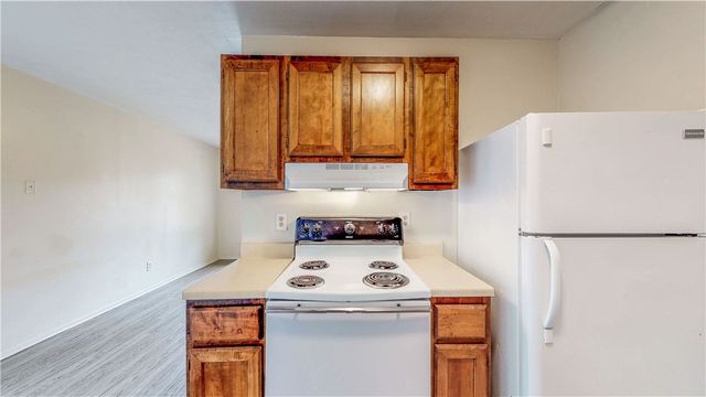 1002 Verde Drive A, Bryan, TX 77801