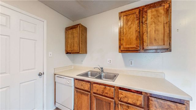 1002 Verde Drive A, Bryan, TX 77801