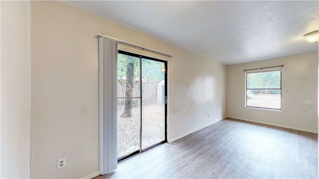 1002 Verde Drive A, Bryan, TX 77801