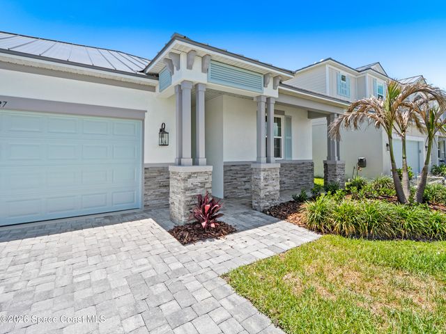27 Gulfstream Way, Satellite Beach, FL 32937