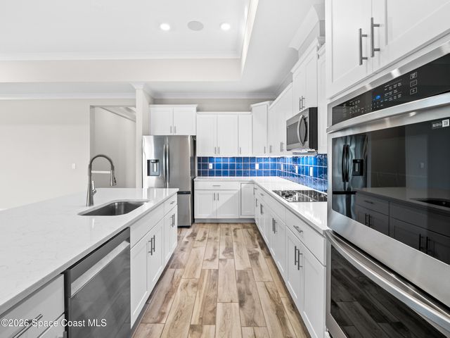 27 Gulfstream Way, Satellite Beach, FL 32937