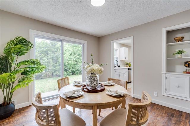 647 S Vassar St, Wichita, KS 67218