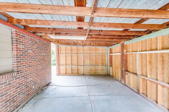 647 S Vassar St, Wichita, KS 67218