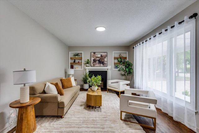 647 S Vassar St, Wichita, KS 67218