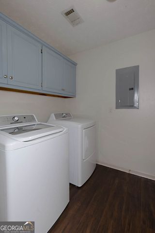 81 Lee Road 2030, Phenix City, AL 36870