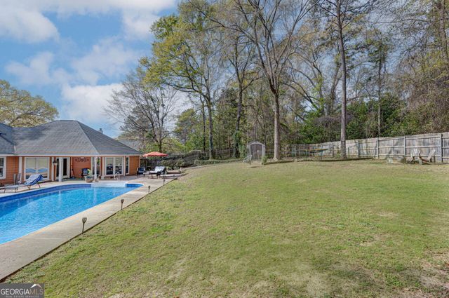 81 Lee Road 2030, Phenix City, AL 36870