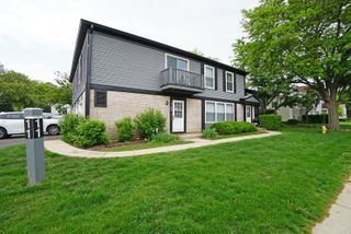 1164 Inverrary Lane, Deerfield, IL 60015