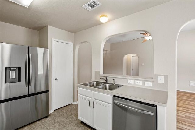 22 Highland Street, Texas City, TX 77591