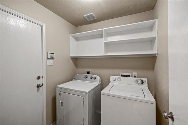 22 Highland Street, Texas City, TX 77591